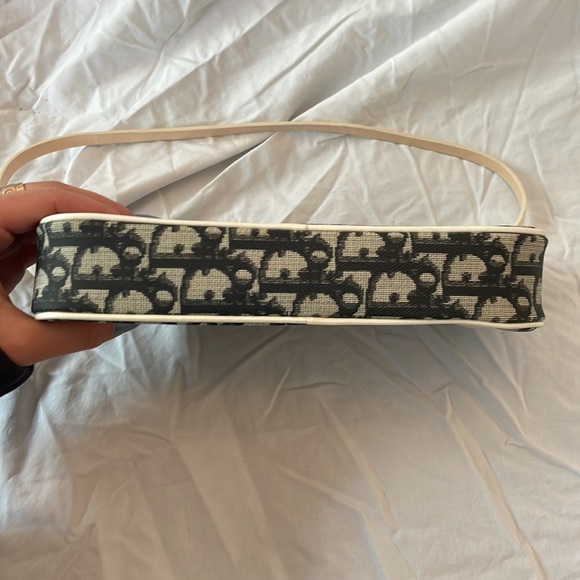 Dior monogram small bag - Picture 6 of 8